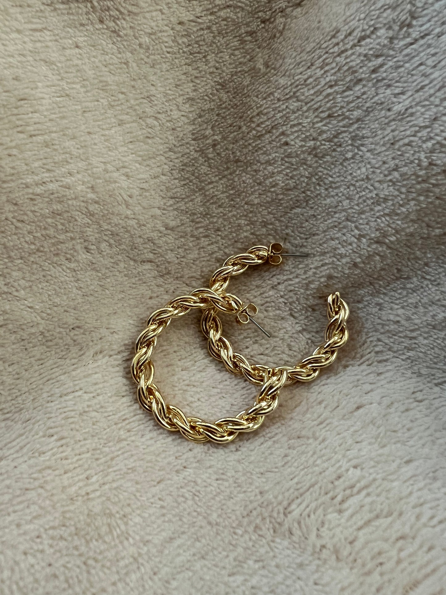 “TWISTED” hoops