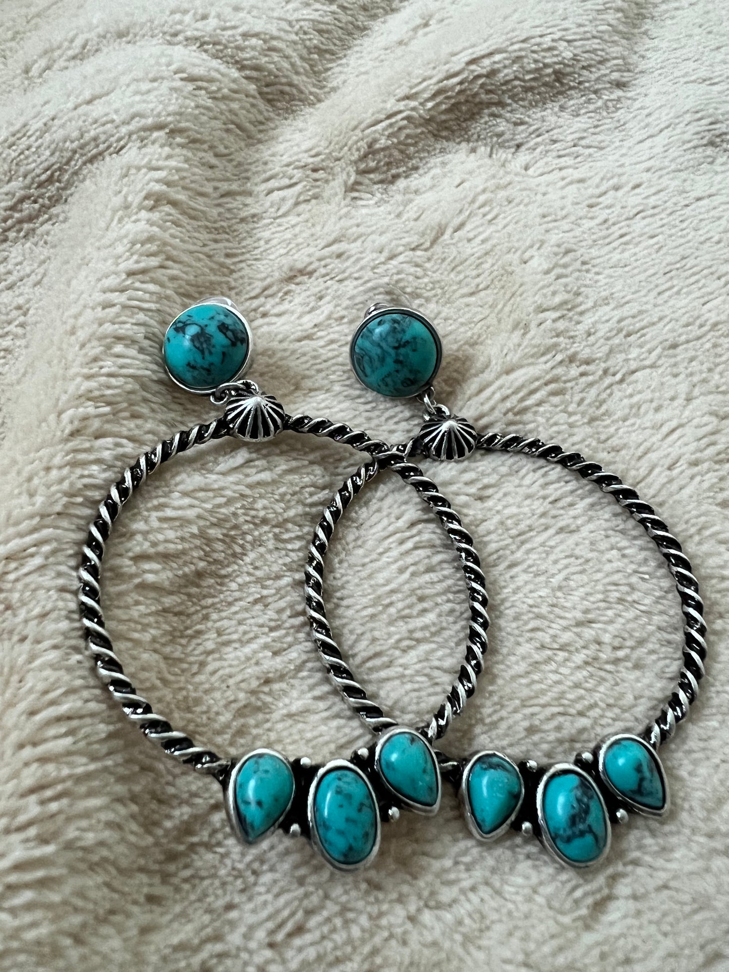 “THREE STONES” earrings