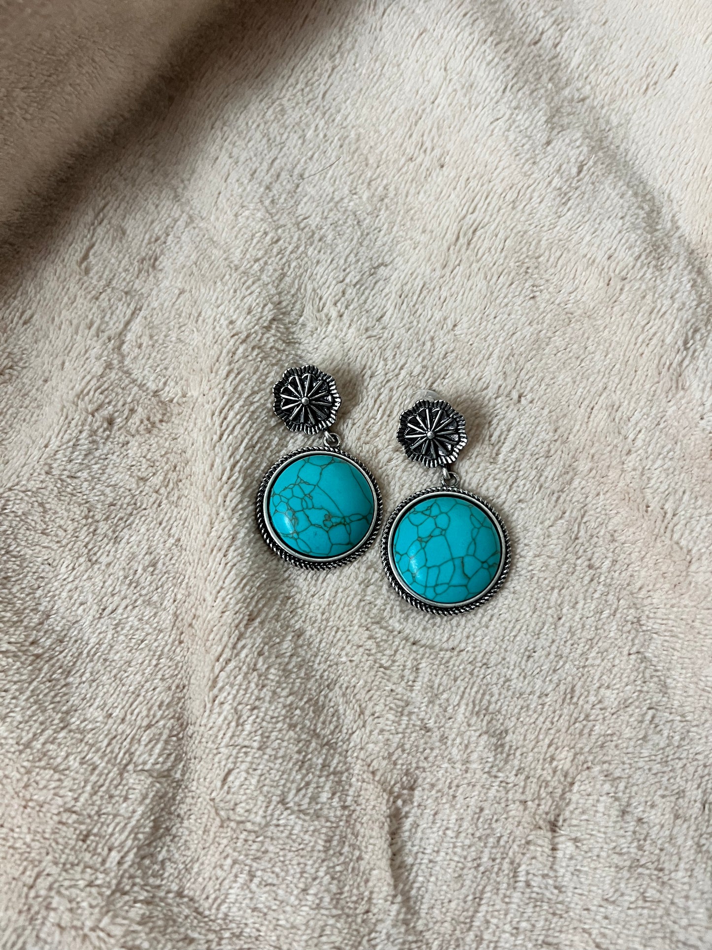 “AMY” earrings