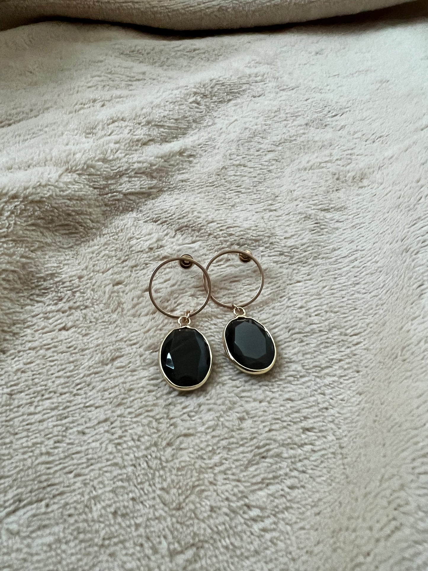 “SPIDER-EYE” earrings