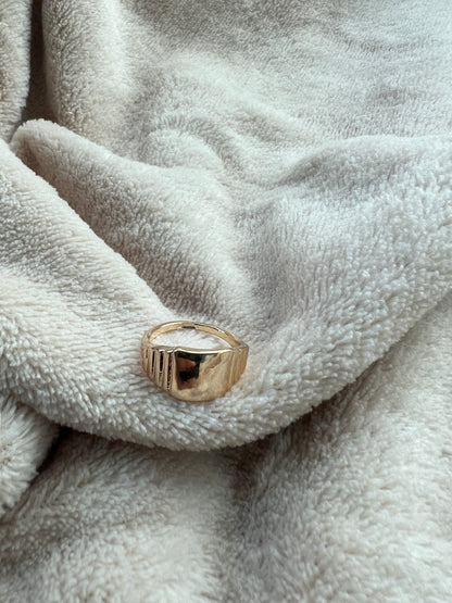 “KEEP IT CUTE” ring set