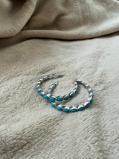 “GLORIA” hoops