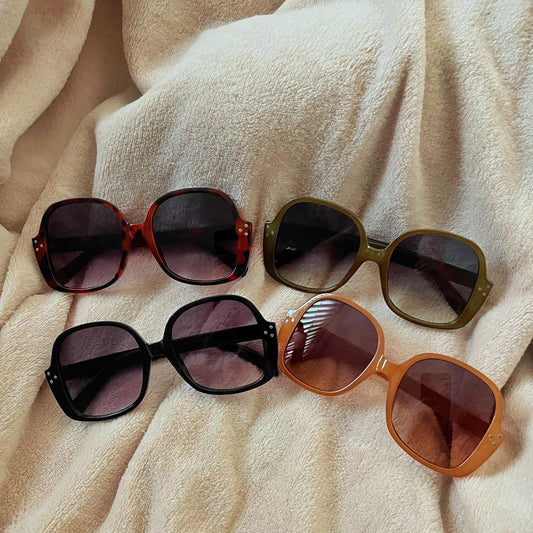 “SUMMER” sunnies