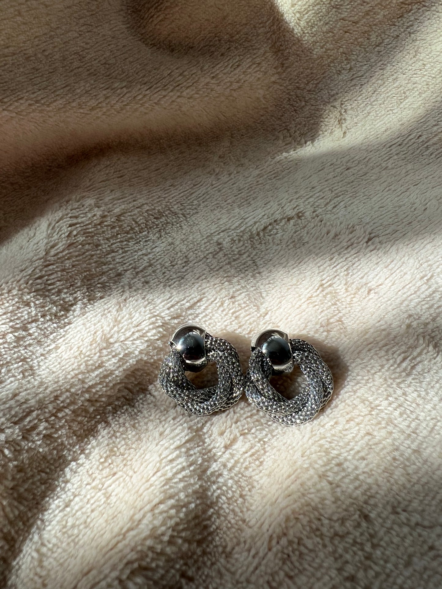 MINI “TWISTED MESH” stud earrings
