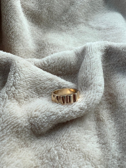 “KEEP IT CUTE” ring set