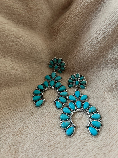 “DAISY” statement earrings