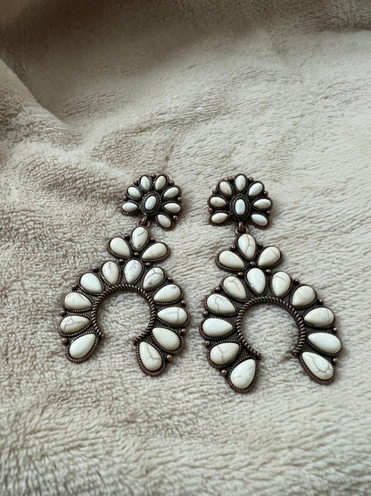 “DAISY” statement earrings