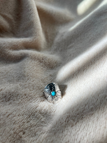 “DOUBLE ARROW” ring