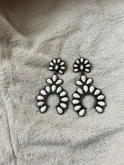 “DAISY” statement earrings