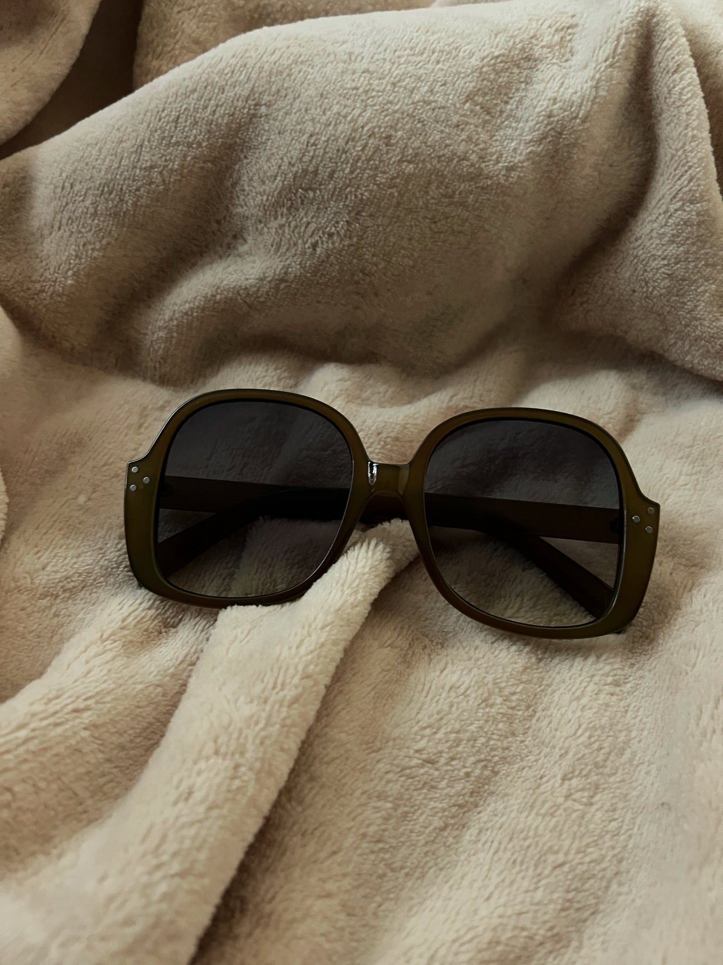 “SUMMER” sunnies