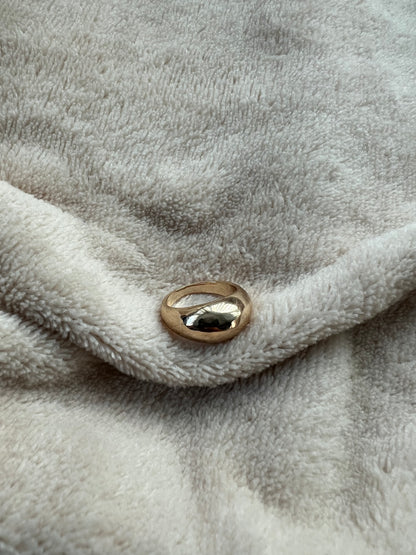 “KEEP IT GOLDEN” ring set