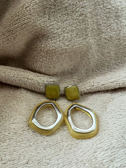 “GREEN APPLE” earrings