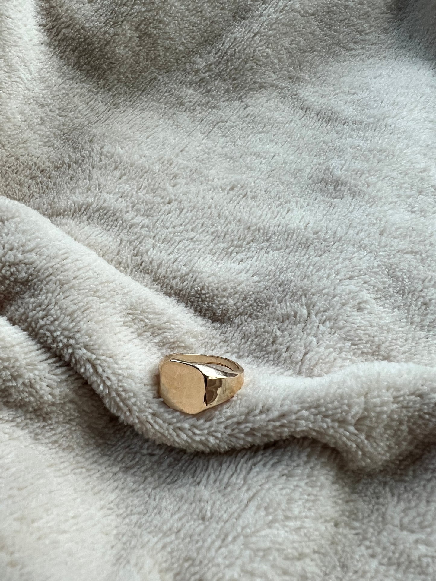 “KEEP IT GOLDEN” ring set