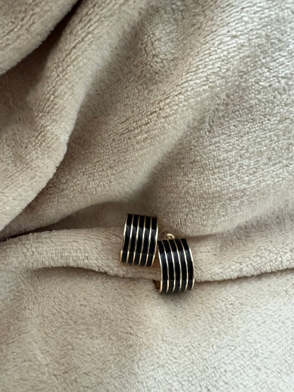 “VICTORIA” hoops